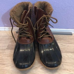 Faux fur lined duck boots